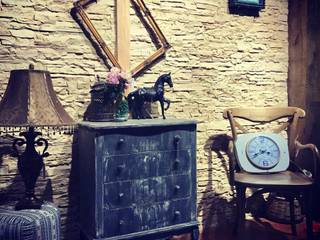 Showroom, PART TIME INTERIOR PART TIME INTERIOR Espaces commerciaux