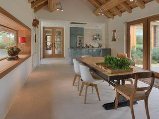 Signature keuken ontwerp met 3 Michelinsterren voor landhuis regio Utrecht, EMYKO | Residential Interior Design EMYKO | Residential Interior Design Moderne Esszimmer