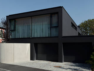 Fashion, Architekt Zoran Bodrozic Architekt Zoran Bodrozic ミニマルな 家 コンクリート 黒色