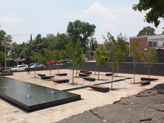 Plaza de Acceso de la CISS, TAAU TAAU Espacios comerciales