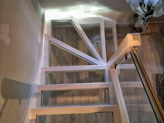 Escalera Madera / Cristal, Carpinteria Eguren SL Carpinteria Eguren SL Modern Evler