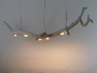 Unikalna lampa z drewna dębowego bielonego, Meble Autorskie Jurkowski Meble Autorskie Jurkowski JadalniaOświetlenie Drewno Biały