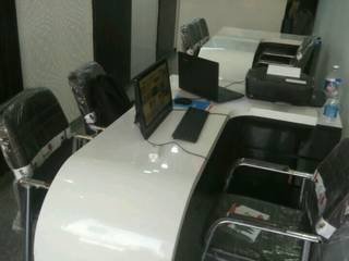 Tour and Travel office, ANBN DESIGNS ANBN DESIGNS Espacios comerciales Contrachapado