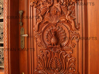 Carved Main Door, Kiran Enterprises Kiran Enterprises Деревянные двери