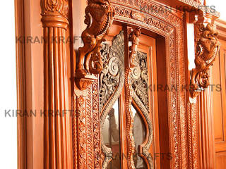 Carved Pooja Door, Kiran Enterprises Kiran Enterprises pintu kayu