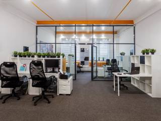 Офис sst, mlynchyk interiors mlynchyk interiors Espaços de trabalho minimalistas