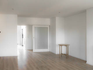 Works & Refurbishments, Miguel Oliveira Miguel Oliveira Modern living room Wood Wood effect