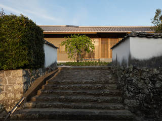 杵築の家, 柳瀬真澄建築設計工房 Masumi Yanase Architect Office 柳瀬真澄建築設計工房 Masumi Yanase Architect Office Front yard