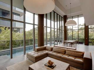 Lofty Ideals Apartment at Leedon Residence, Lim Ai Tiong (LATO) Architects Lim Ai Tiong (LATO) Architects Nowoczesny salon