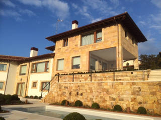 VIVIENDA EN TRASVIA, HIGUERA ARQUITECTOS HIGUERA ARQUITECTOS منازل