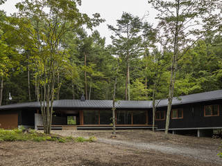 軽井沢の別荘（SIM邸）, アトリエ慶野正司 ATELIER KEINO SHOJI ARCHITECTS アトリエ慶野正司 ATELIER KEINO SHOJI ARCHITECTS Country house Wood Wood effect