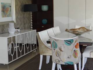 Sandhurst Home Interior Project, Simply Living Online Simply Living Online Modern dining room Silver/Gold