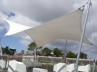 OPEN RESORT PINAMAR, gatarqs gatarqs Moderne balkons, veranda's en terrassen