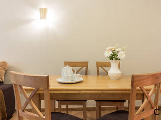 Home Staging en casa de Carina - Vilaboa - Galicia, CCVO Design and Staging CCVO Design and Staging Dining room Beige