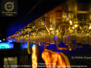 0124 Bar Exchange, Gurgaon, The Golden Window Designs The Golden Window Designs Jardín interior