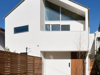 若葉町の住宅, アトリエハコ建築設計事務所／atelier HAKO architects アトリエハコ建築設計事務所／atelier HAKO architects Moderne Häuser Weiß