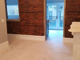 White Oak Rubio Monocoat finish with borders, Shine Star Flooring Shine Star Flooring Classic style corridor, hallway and stairs