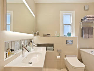 Case Study: Richmond Ensuite, TW9, BathroomsByDesign Retail Ltd BathroomsByDesign Retail Ltd Bagno moderno