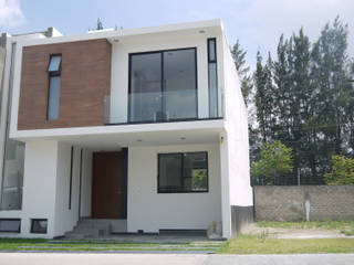 Casa ASIS, DEVELOP ARQUITECTOS DEVELOP ARQUITECTOS Casas unifamiliares Madera Acabado en madera