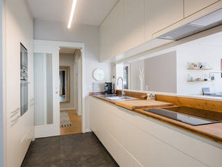 Apartamento Contemporâneo, ShiStudio Interior Design ShiStudio Interior Design Kitchen units