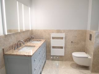 Classic Bathroom, DeVal Bathrooms DeVal Bathrooms Banheiros clássicos