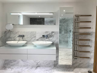 Hotel Inspired Bathroom, DeVal Bathrooms DeVal Bathrooms Modern bathroom