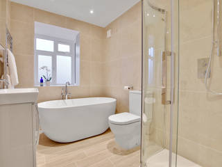 Case Study: Isleworth, Middlesex , BathroomsByDesign Retail Ltd BathroomsByDesign Retail Ltd Bagno moderno