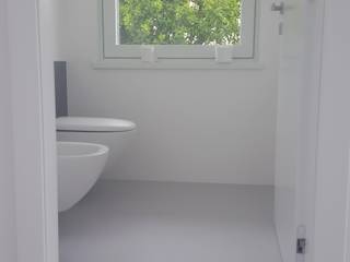 Pavimenti e pareti in resina per il bagno, COVERMAX RESINE COVERMAX RESINE Moderne Badezimmer