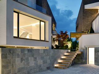 Seara pe Deal luxury residential complex, AXOLIGHT AXOLIGHT Гостиная в стиле минимализм
