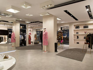 Multibrand Shop 127 - Cortina, Studio Marastoni Studio Marastoni Office spaces & stores