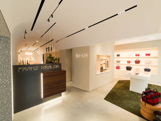 Multibrand Shop 127 - Cortina, Studio Marastoni Studio Marastoni Office spaces & stores
