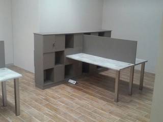 Office Furniture, Sunbird Interiors Sunbird Interiors Commercial spaces Gỗ-nhựa composite
