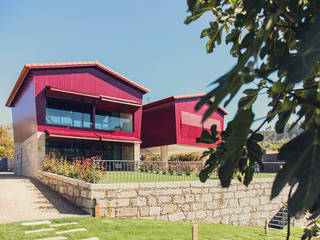 Quintãs Farm Houses , Júlio Caseiro - Arquitectura, Lda Júlio Caseiro - Arquitectura, Lda Buitenhuis Massief hout Bont