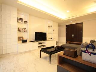 White simple and a bit oriental touch for luxurios apartment, Exxo interior Exxo interior Ruang Keluarga Klasik Kayu Wood effect
