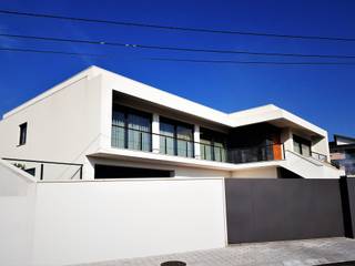 Nowoczesne domy od Jesus Correia Arquitecto Nowoczesny