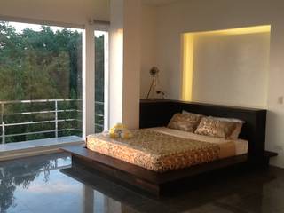 2012 PROJECTS, MKC DESIGN MKC DESIGN Modern style bedroom