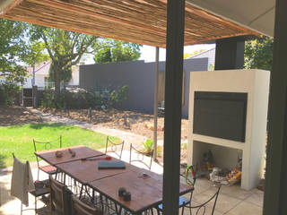 Small living area & stoep renovation to a 60's house in Cape Town, Till Manecke:Architect Till Manecke:Architect Scandinavian style balcony, veranda & terrace