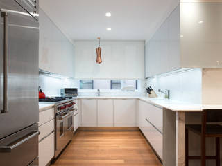 Park Avenue, GD Arredamenti GD Arredamenti Built-in kitchens Glass