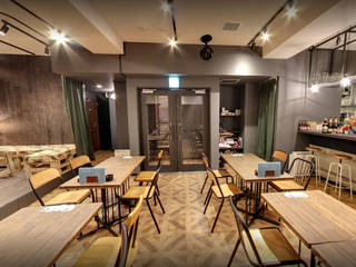 Tokyo - Cafe Interior Design, Yunhee Choe Yunhee Choe Industrial style dining room