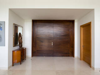 Residencia Los Jales , René Flores Photography René Flores Photography Modern style doors