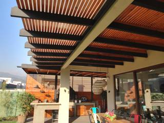 Terraza En volado, Selica Selica Modern balcony, veranda & terrace