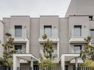 Apartment building Jean Jaures, OGGOstudioarchitects, unipessoal lda OGGOstudioarchitects, unipessoal lda Minimalist houses