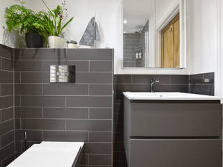 Case Study: Twickenham, Middlesex, BathroomsByDesign Retail Ltd BathroomsByDesign Retail Ltd Bagno moderno