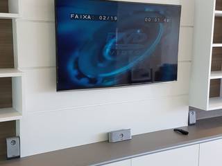 Instalação TV 50" LG + Home Philips, Patek Áudio e Vídeo Patek Áudio e Vídeo