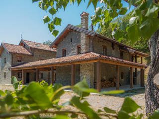 Cascina I Ronchi, Andrea Chiesa è Progetto Immagine Andrea Chiesa è Progetto Immagine Log cabin Stone