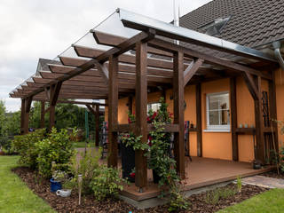 Terrassenüberdachungen, ASADA Schiebetüren und Möbel nach Maß - Ulrich Schablowsky ASADA Schiebetüren und Möbel nach Maß - Ulrich Schablowsky Moderner Balkon, Veranda & Terrasse