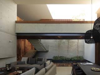 HNN HOUSE, Hernandez Silva Arquitectos Hernandez Silva Arquitectos 모던스타일 복도, 현관 & 계단