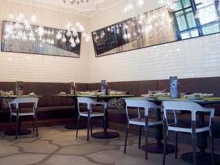 Nolus Cafe (Abu Dhabi, Emiratos Arabes), Alma Light Alma Light مساحات تجارية