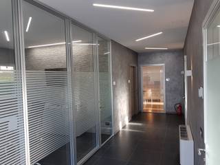 Illuminazione corridoio uffici, Luxelt Luxelt Commercial spaces