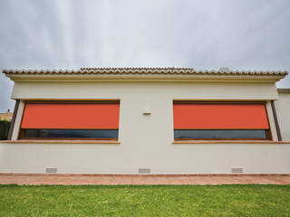 Wind Screens instalados en vivienda del País Vasco, Saxun Saxun Country style houses